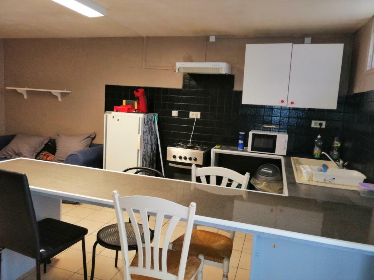 Appartement Proche Du Parc Des Expositions Avignon Bagian luar foto